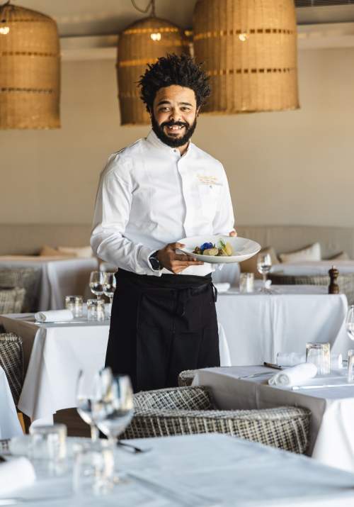 ristorante all'aperto vista misincu Tra Di Noi Ristorante bistronomico a Capo Corso