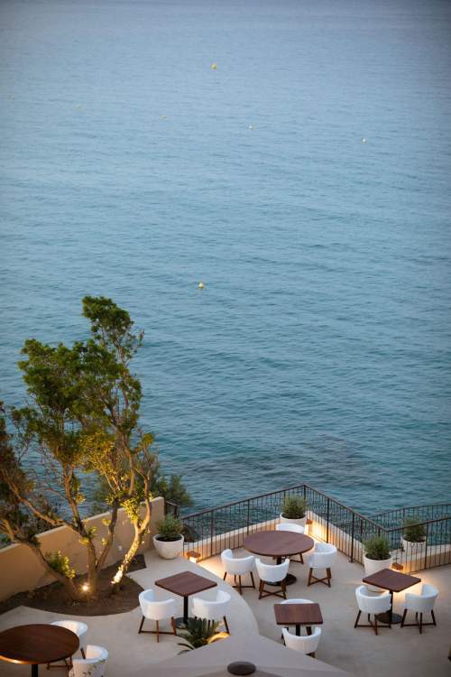 restaurant exterieur vue misincu Tra Di Noi Restaurant Bistronomique au Cap Corse